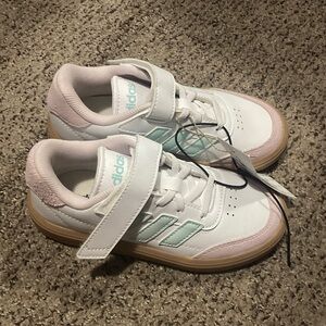 Adidas Courtblock Kids White, pink and Mint Sneakers